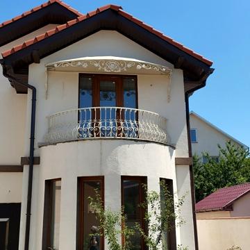 Лабораторна вул.