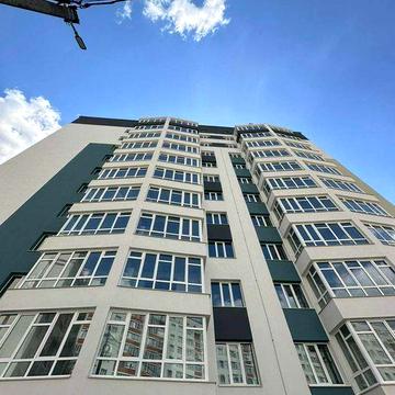 Продаж 2 кім квартири в новобудові на Озерній. Рауш!