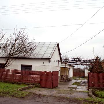 Продам дом жил.пл. 150 м. кв. 5 ком.  с Холмець  Ужгородського  района
