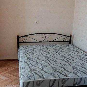 Сдам 2-комн. кв., метро Лукьяновская