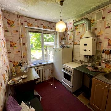 Продам 3-х комн Революционная 34. Соцгород. Брежневка, не угловая