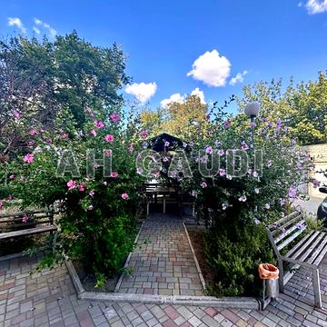 Продаж 3к Квартира Садова (Центр) вулиця