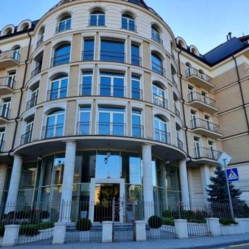 Продаж 5к-квартири вул.Добролюбова 4, ЖК Renaissance Residence 293м² ЖК Renaissance Residence