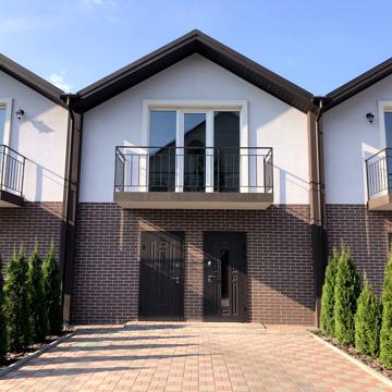 Затишний Таунхаус з дизайнерським ремонтом в Гатному на 125м² !!!