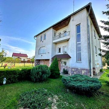 Ексклюзивна пропозиція 3-поверхового будинку поблизу м.Стрий