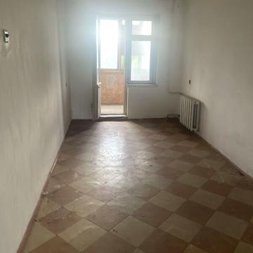 Продажа 3к квартира Дія Максима вулиця