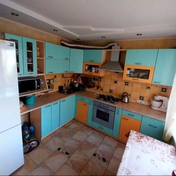 Продам квартиру 4 ком. СВОЯ
