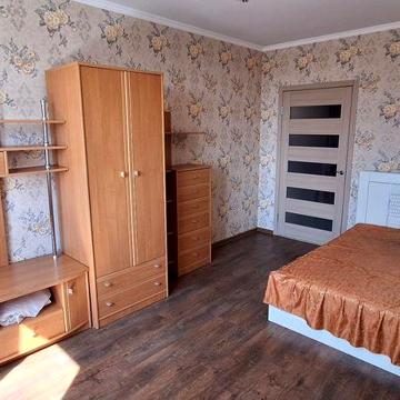 Аренда 1 ком. квартиры с мебелью и бытовой техникой.