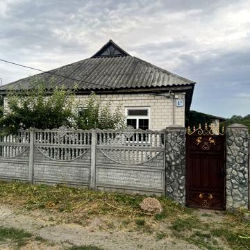 Будинок з виходом до р.Тясмин м.Чигирин