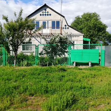 Срочно продам пів будинку. Якщо цікавить інша половина продається