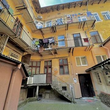 Продаж 2к Квартира Кучера Академіка вулиця