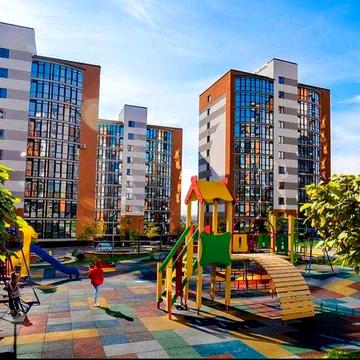 Продаю 3к велику 94м2, здану та в обжитому будинку ЖК Соборне Містечко ЖК Соборне Містечко