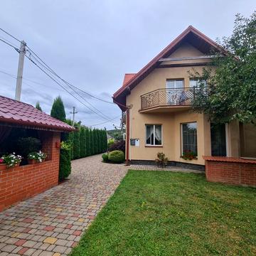 Будинок  с. Невицьке