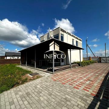 Продаж сучасного двоповерхового будинку