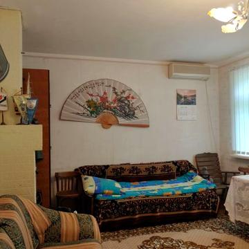 Капітальний 3-х рівневий будинок