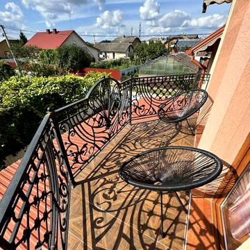 Продаж 6к Дім Молодіжна вулиця