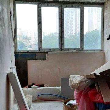 Продаю квартиру 27 м2, біля метро, вул. Магістральна 33 ЖК кузьмінський 2