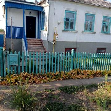 двоповерховий будинок