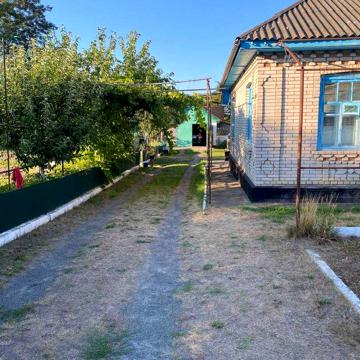 Будинок для сімї з дітьми/внуками. село Солгутове (біля міста)
