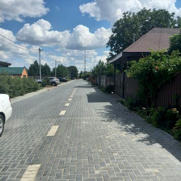 Продам Срочно пол дома. Алексеевка.