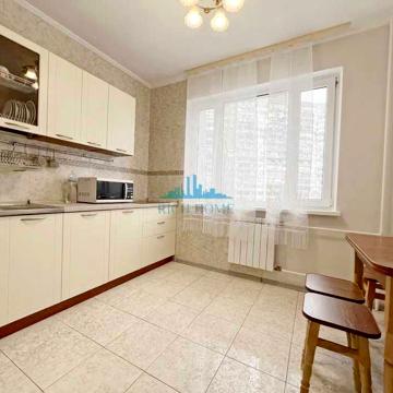 Продаж 3к квартири, Каштанова 12Б. Троєщина, м Петрівка - 20 хв.