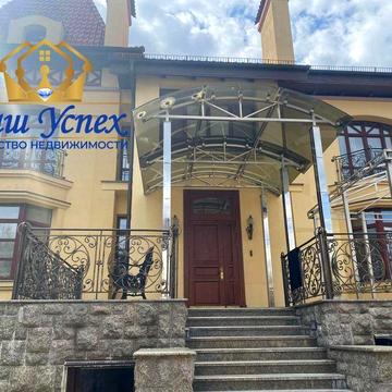 Продажа дома в центре Киева.  Ботанического сада.
