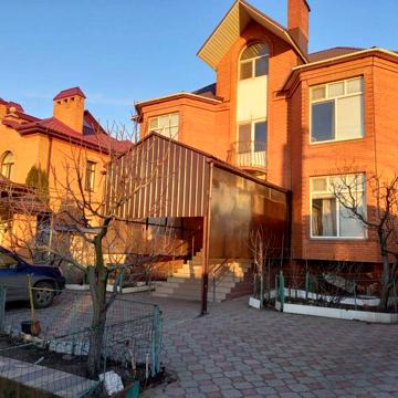 Продаю 2 дома, 250кв.м. и 70кв,м. на участке 13 соток, район Ингу