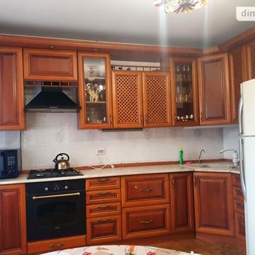 Довгострокова оренда 3к Квартира Базарна вулиця