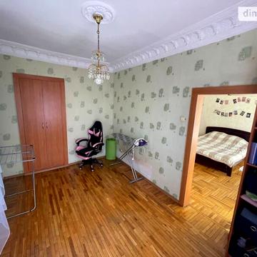 Продаж 3к Квартира Манежна вулиця