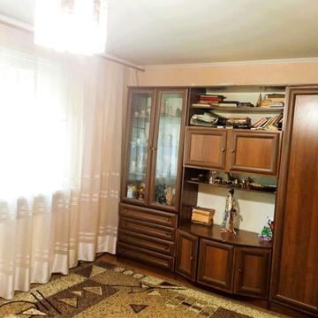 Продається простора 3-х кімнатна квартира з автономкою  в передмісті!