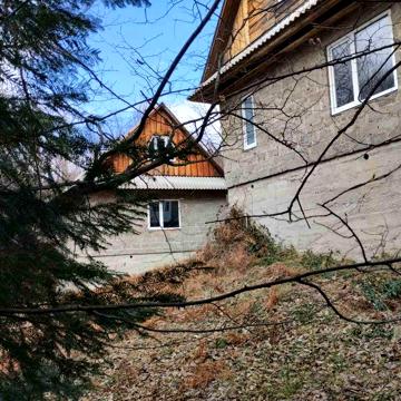 Незавершені будинки в місті Косів