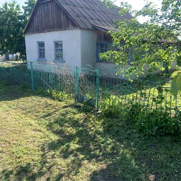 Будинок в смт Широке