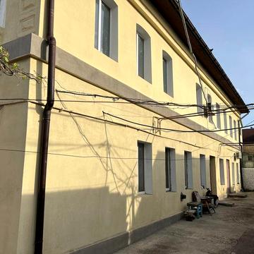 Продам 1 к квартиру в самом центрі міста.