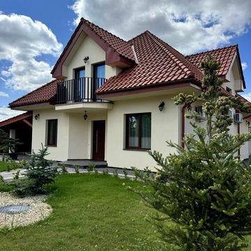 Новенький будинок, ще ніхто не жив!