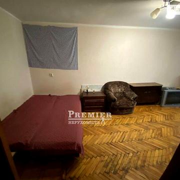 Продаж 1к Квартира вул. Романа Кармена