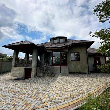 Продається будинок в с. Тячівка