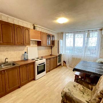 Продаж 2-кімнатна квартира 52м2 Яблунева6 Чубинське поверх 5/5, 30000$