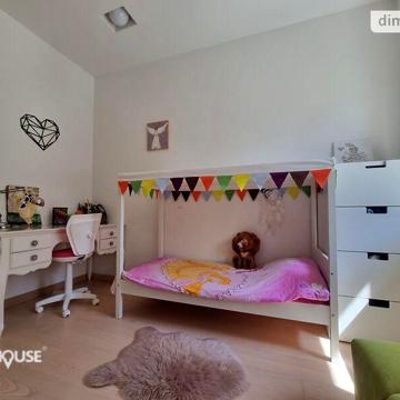 Продаж 6к Дім Миколи Сингаївського (Ново-Оскольська) вулиця