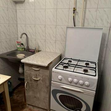 Продаж квартири Межова центр 1кім