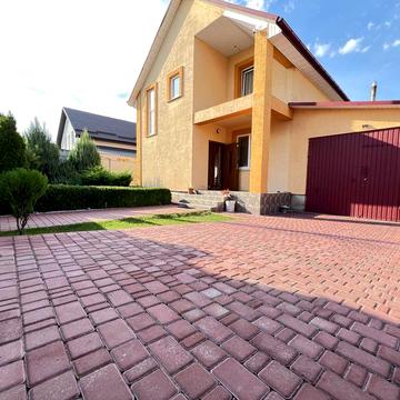 Будинок 136м2 з гаражем 6соток. ЦІна  місяця