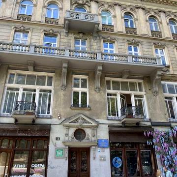 Продаж квартири центр Князя Романа під бізнес офіс житло