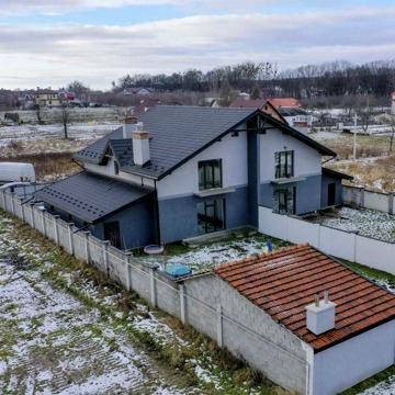 ТЕРМІНОВО!!! Котедж в с. Конопниця від власника