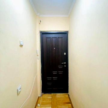 Продаж 2к Квартира вул. Берегова