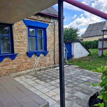 БУДИНОК  (газ), житловий. Ділянка 25 соток. БЕЗ КОМІСІЇ.