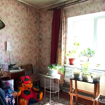 Продам.. двухэтажный кирпичный дом в Мерефе.