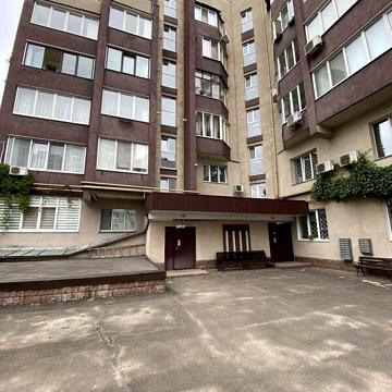 Продаж 3к Квартира Прибузька вулиця
