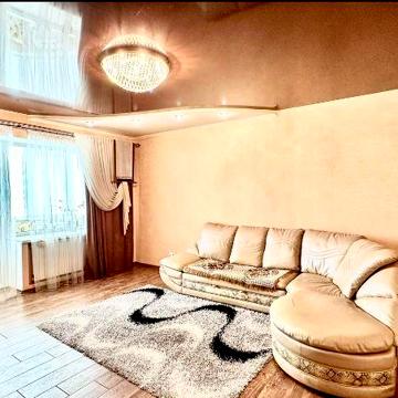 Продам 2-кімн.кв. по Небесній Сотні, 27-б, центр