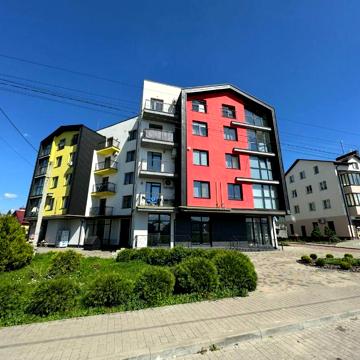 Незалежності України вул., 33
