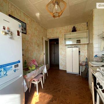 Продаж 3к Квартира Олександрійська вулиця