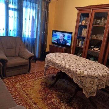 Продам хорошую 2 ком. квартиру в 4 микрорайоне Южноукраинск